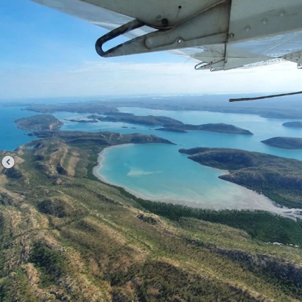 Sorvolo sulle Buccaneer Archipelago